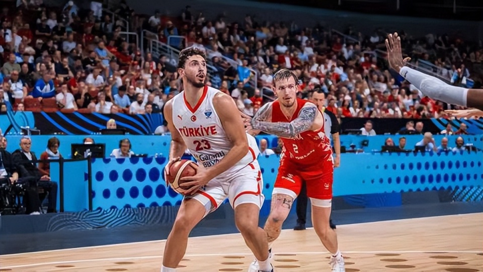 半决赛对决 半决赛对决