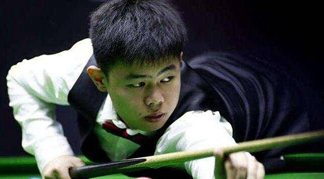 霍金斯状态, 袁思俊仅得, cente