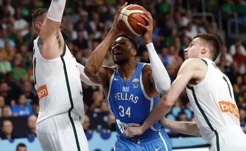 偏见对待扬, 个决赛名额, img